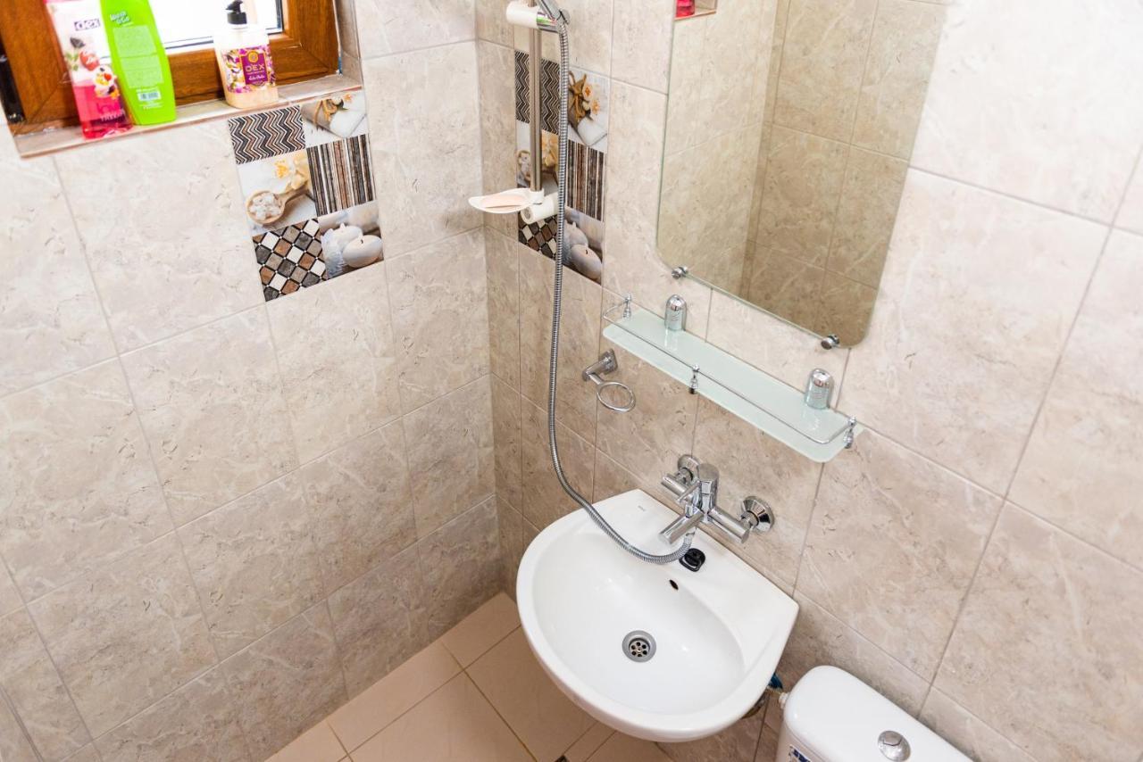 Center Walking Apartment And Room بوخارست المظهر الخارجي الصورة