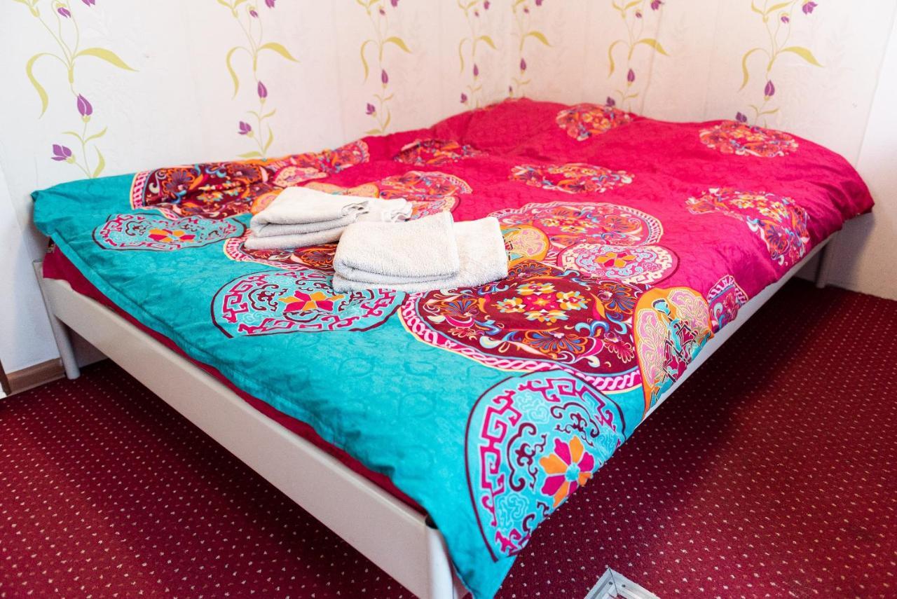 Center Walking Apartment And Room بوخارست المظهر الخارجي الصورة